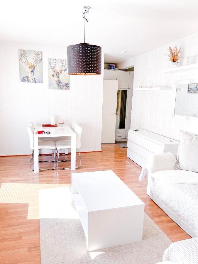 Ilona Apartments -"Home Away From Home" Kotka Exterior foto